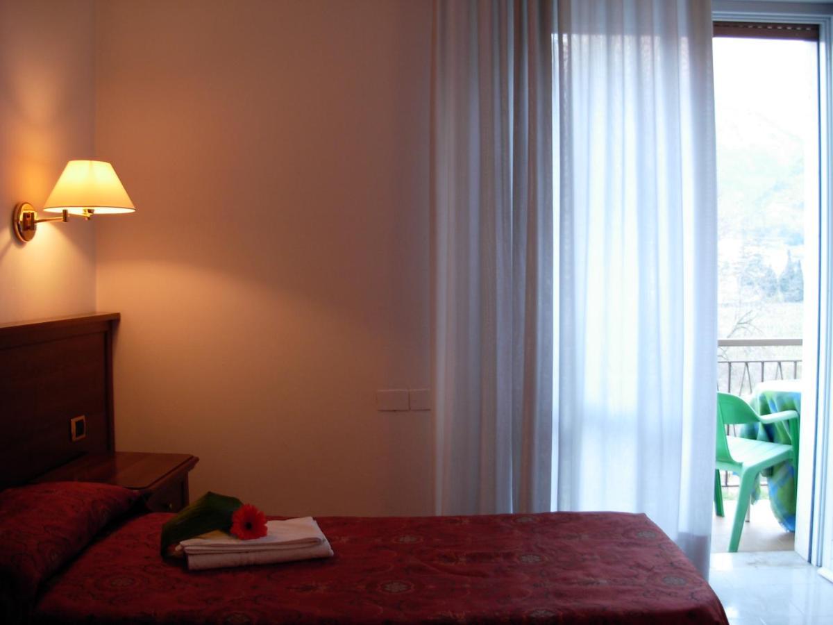 Hotel Belvedere Rivalta di Brentino Екстер'єр фото